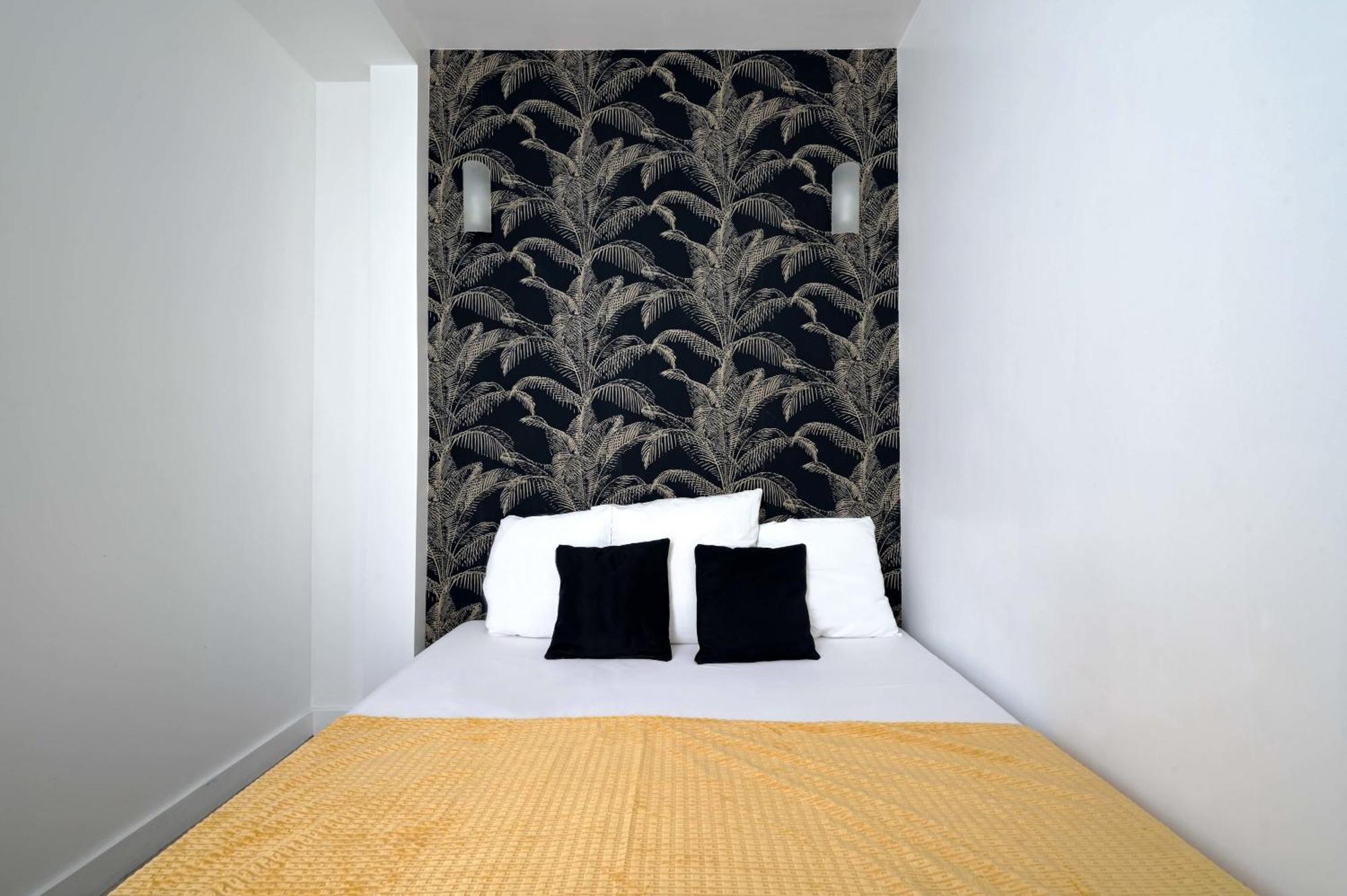 2 Bed Modern Fully Furnish Flat,Close To Buttes Chaumon Park Lejlighed Paris Eksteriør billede